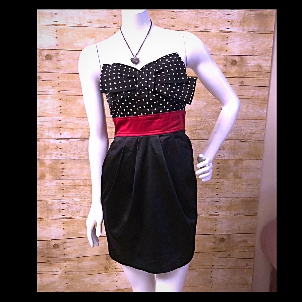 Perfect Holiday Cocktail Dress